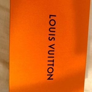 Authentic new Luise Vuitton decorative box mid siz